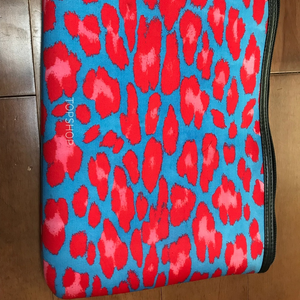 TOPSHOP tablet case
